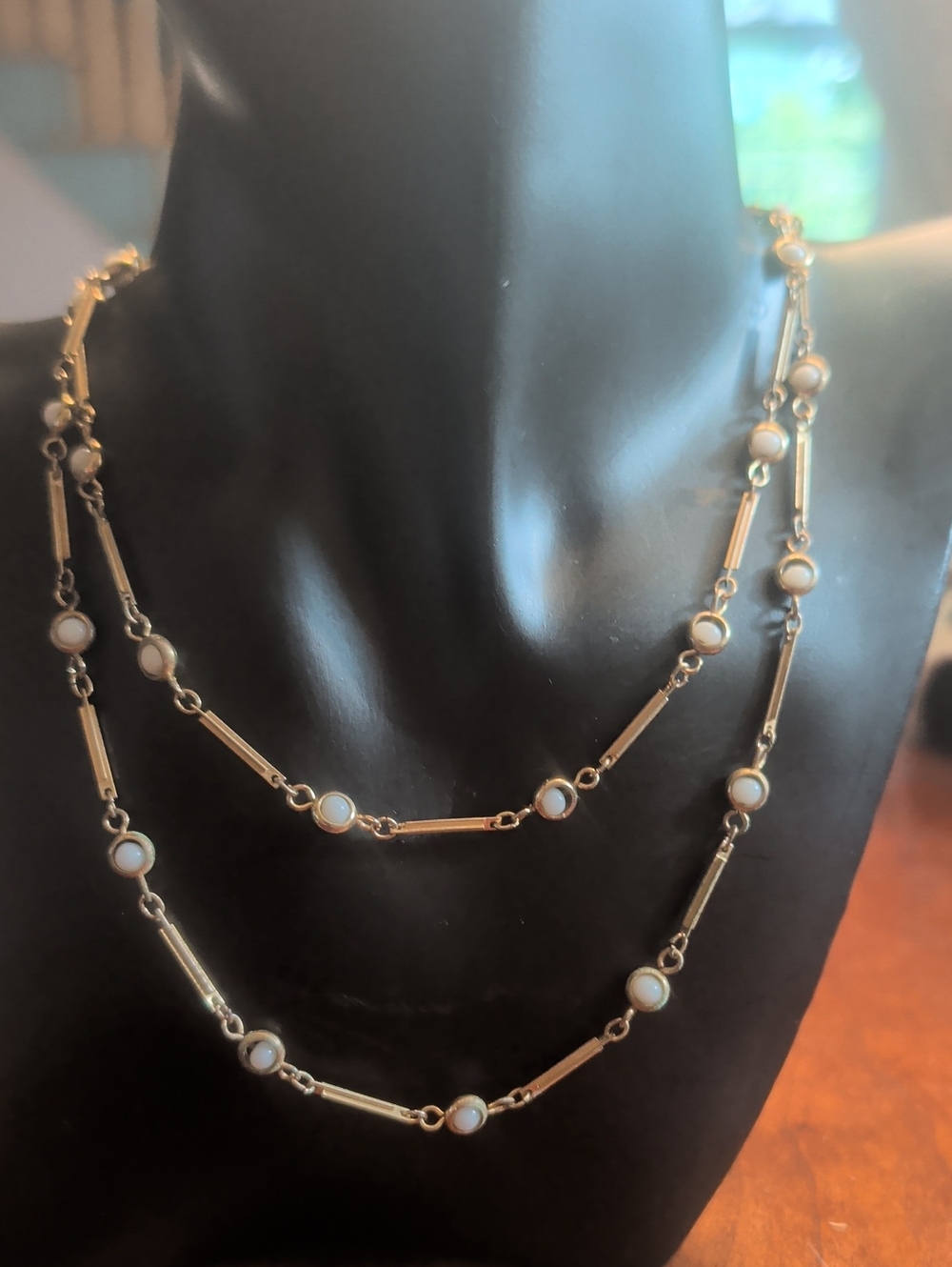Vintage Necklace Goldtone Light blue stones Bar clasp Timeless Classic